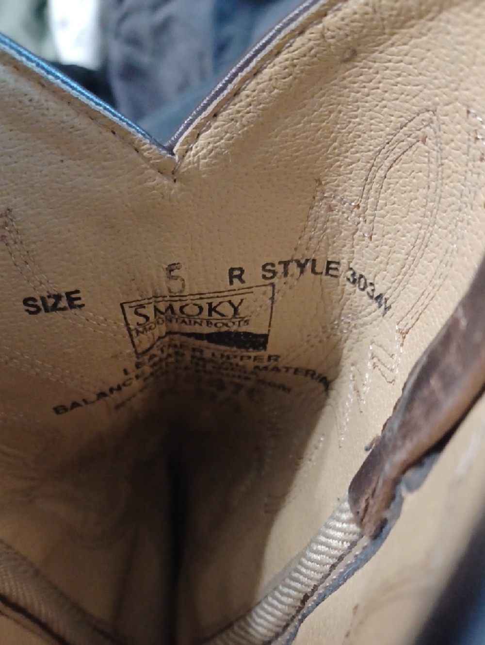 Smoky Mountain Kids' Brown Leather Boots - Size 5 R